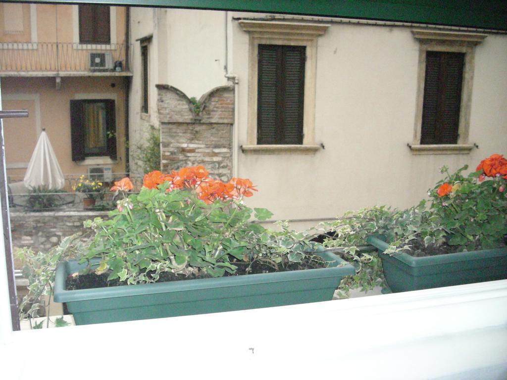 A Casa Di Luca Ξενοδοχείο Βερόνα Εξωτερικό φωτογραφία