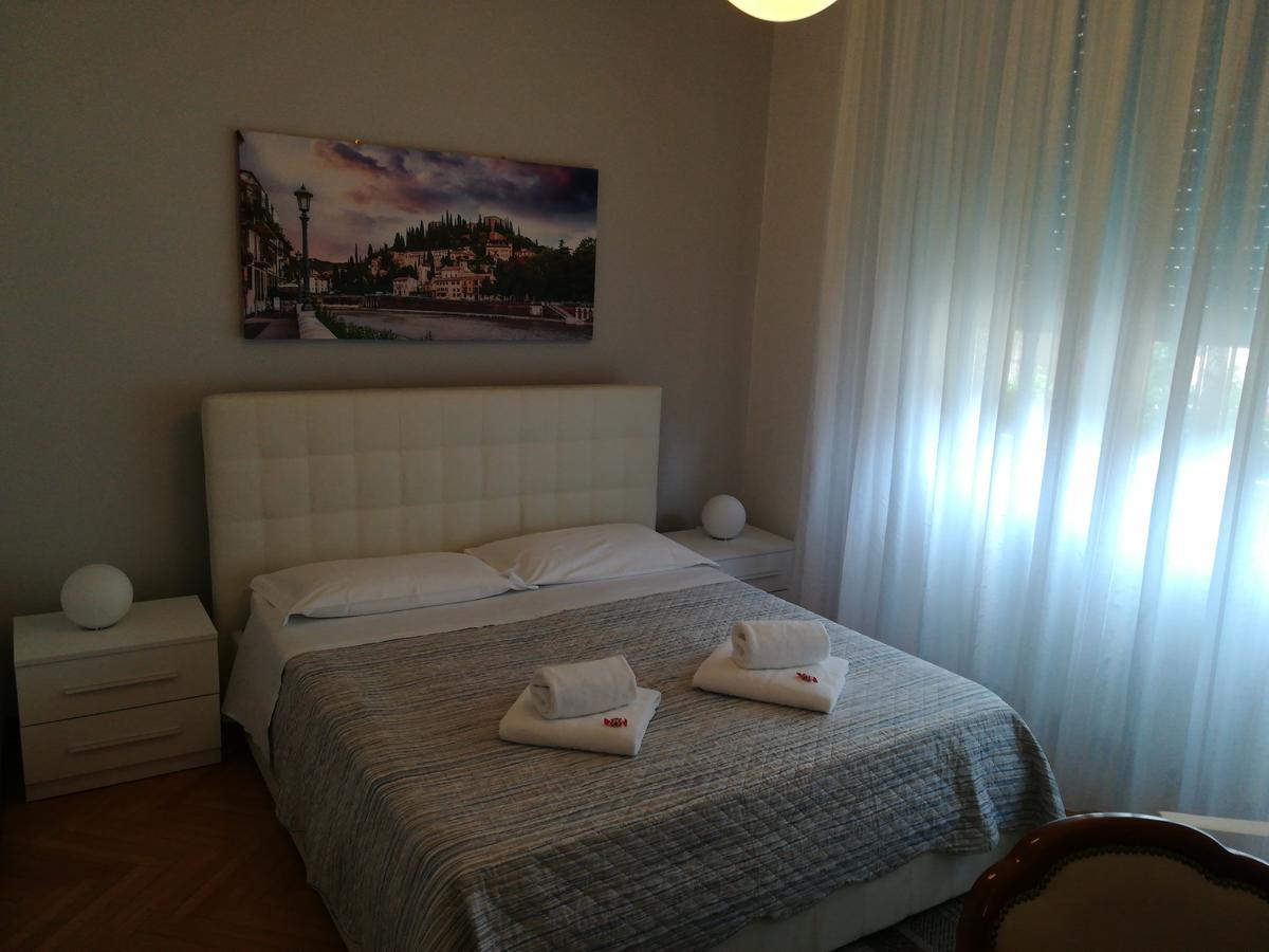 A Casa Di Luca Ξενοδοχείο Βερόνα Εξωτερικό φωτογραφία